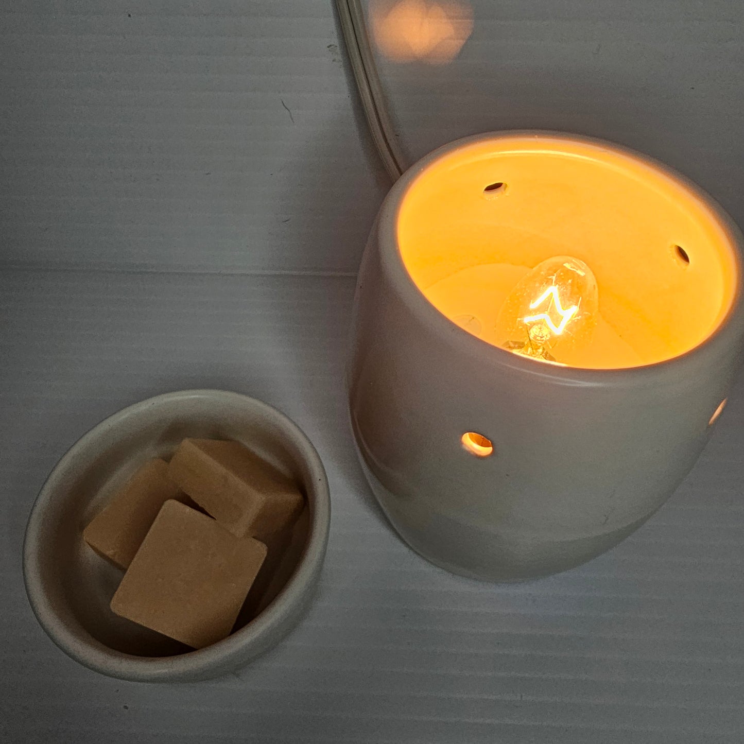 Iridescent Illumination Wax Warmer